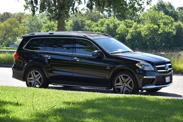 Top Luxury Large SUVs for Airport Transportation in San Diego provides SD Downtown Transportation